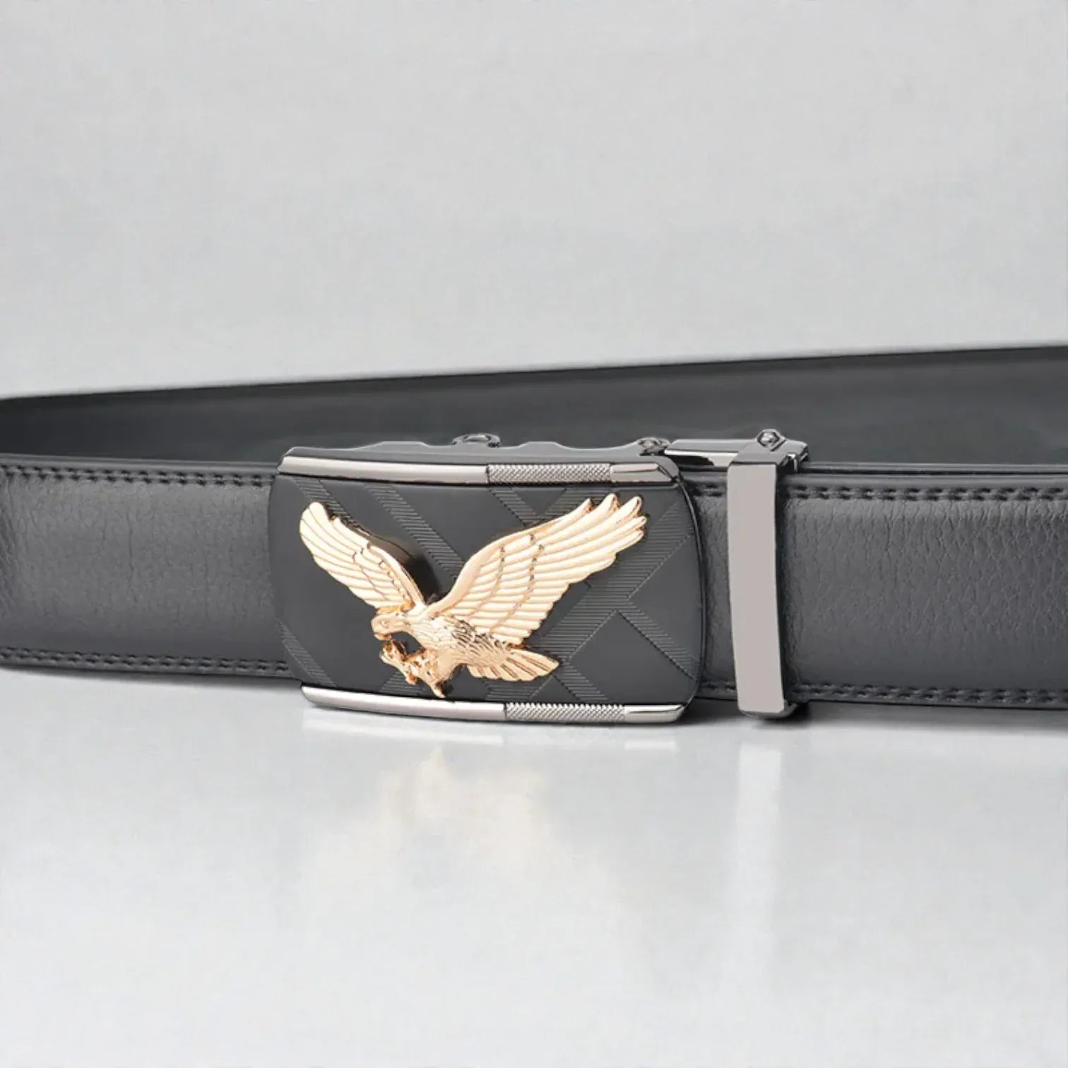 Ceinture en cuir homme avec aigle en relief