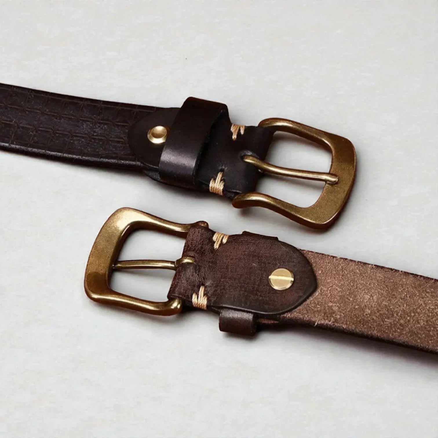 Ceinture pour homme en cuir texturé avec effet vieilli