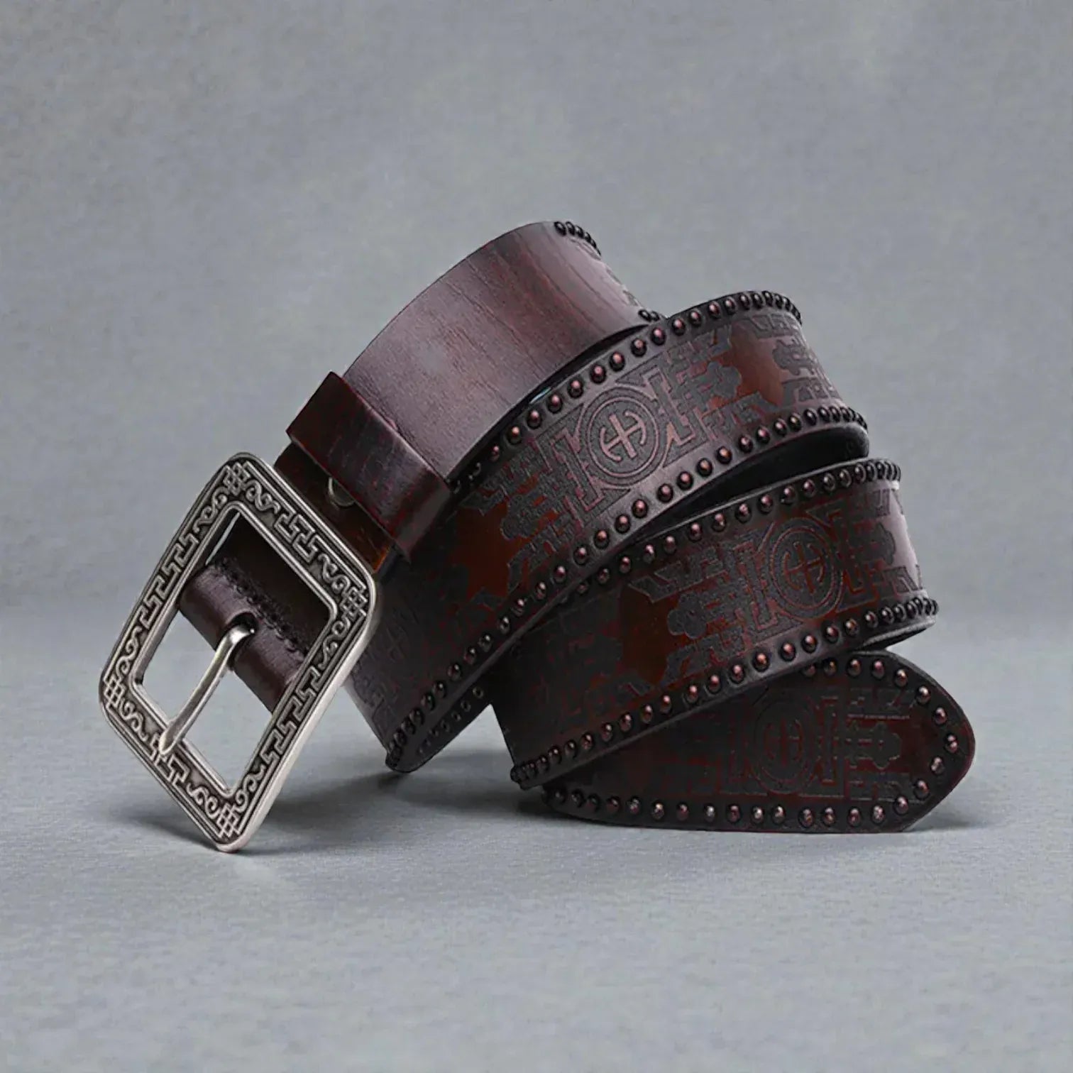 Ceinture pour homme boucle gravée cuir robuste style vintage