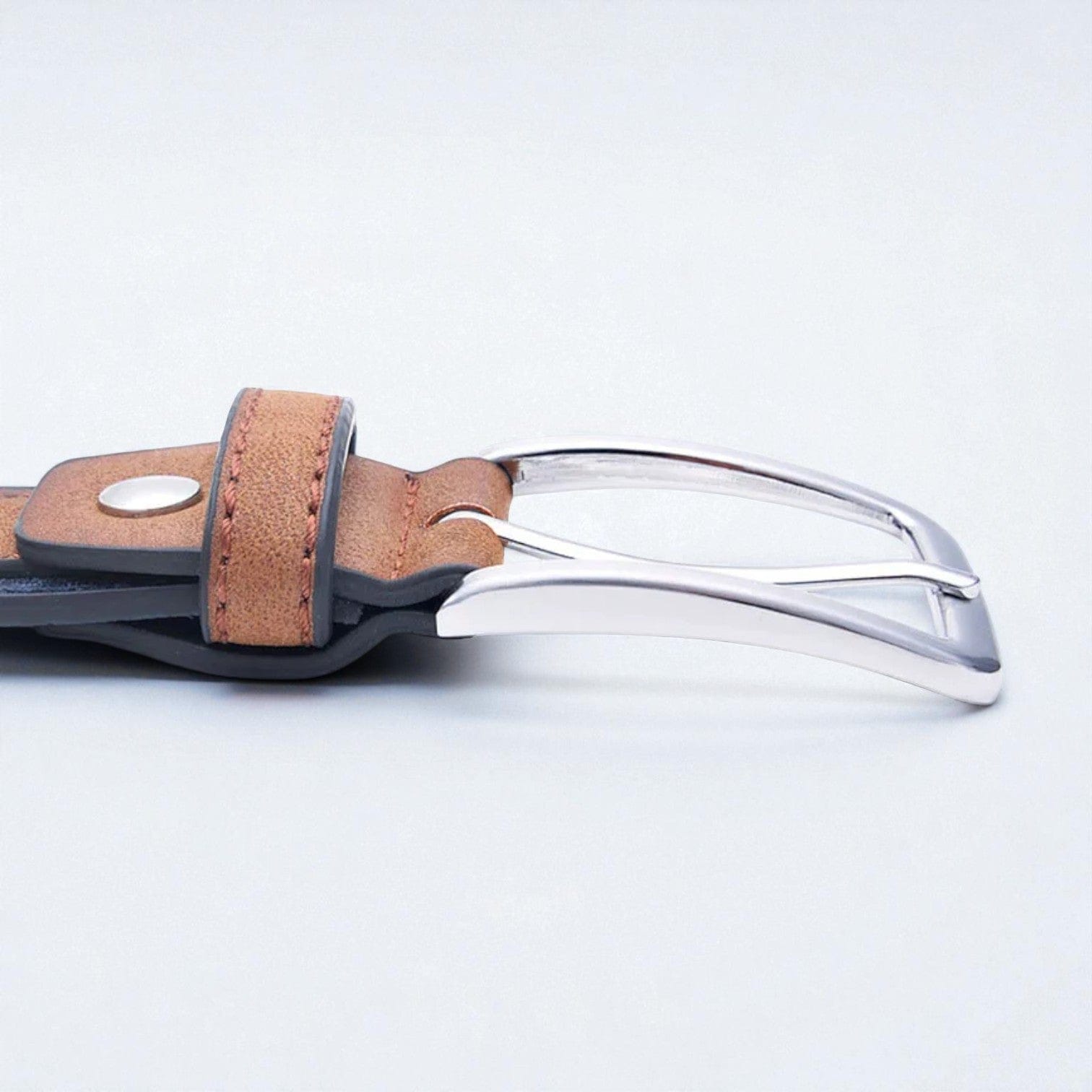 Ceinture unisexe avec finition bicolore et texture douce
