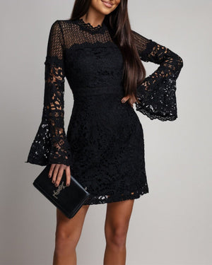 Robe en dentelle à manches cloche - Noir