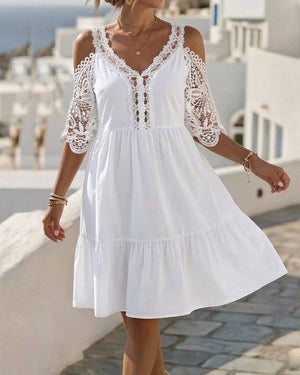 Robe courte en dentelle épaules dénudées à volants - Blanc