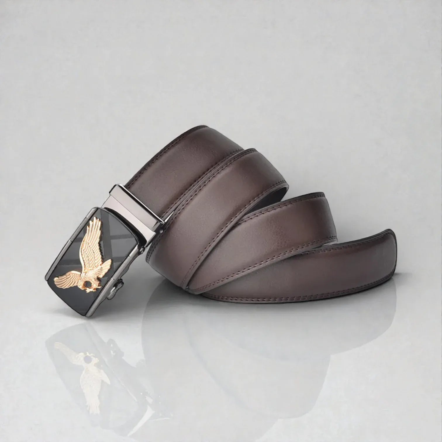 Ceinture en cuir homme avec aigle en relief