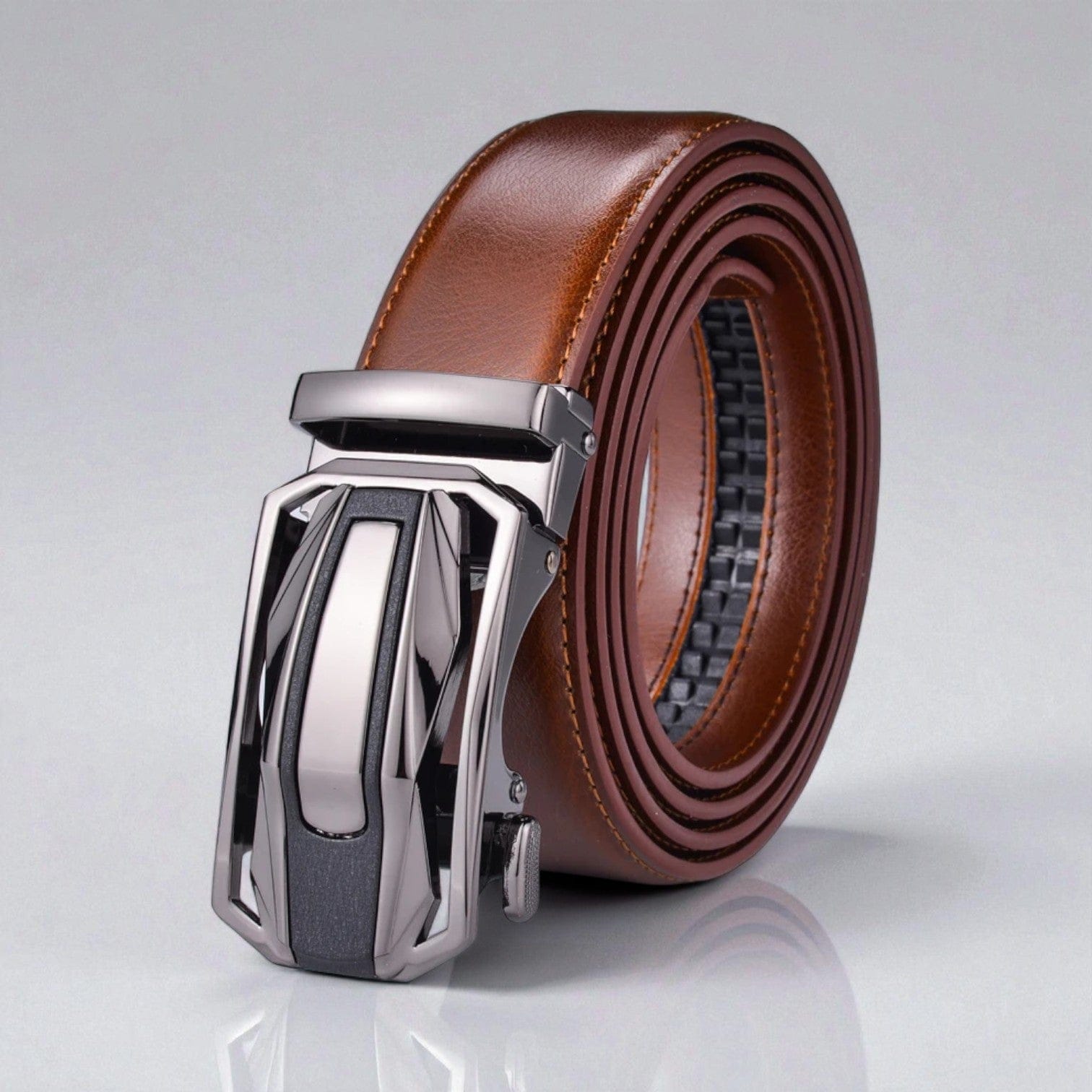 Ceinture automatique pour homme avec boucle a cliquet finition chromée