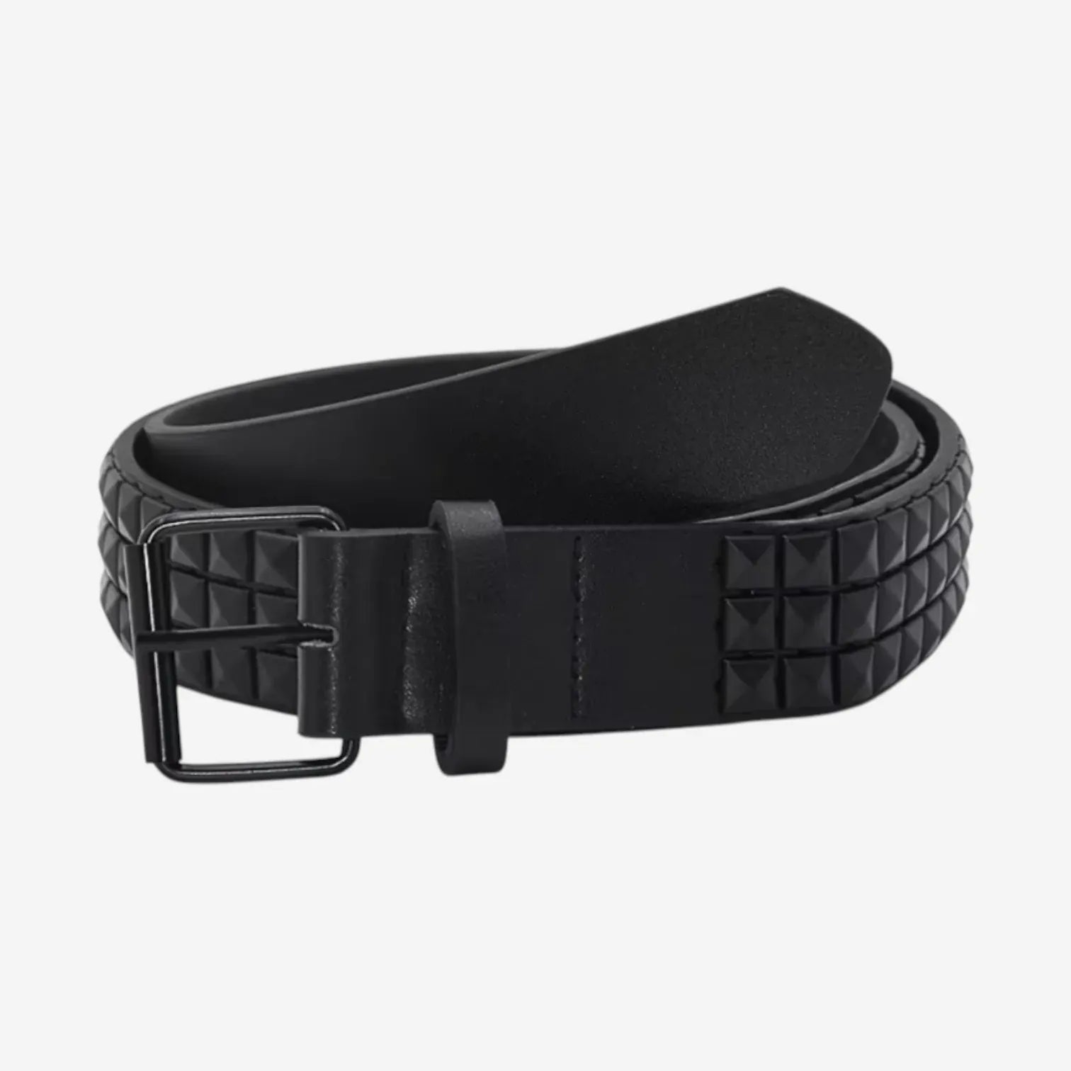 Ceinture cloutée femme avec rivets pyramidaux audacieux