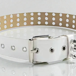 Ceinture cloutée femme punk avec œillets en métal