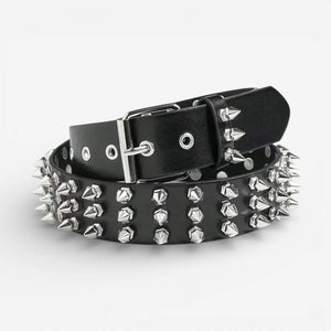 Ceinture cloutée femme punk avec œillets en métal