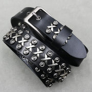 Ceinture cuir avec rivets métalliques au design rock