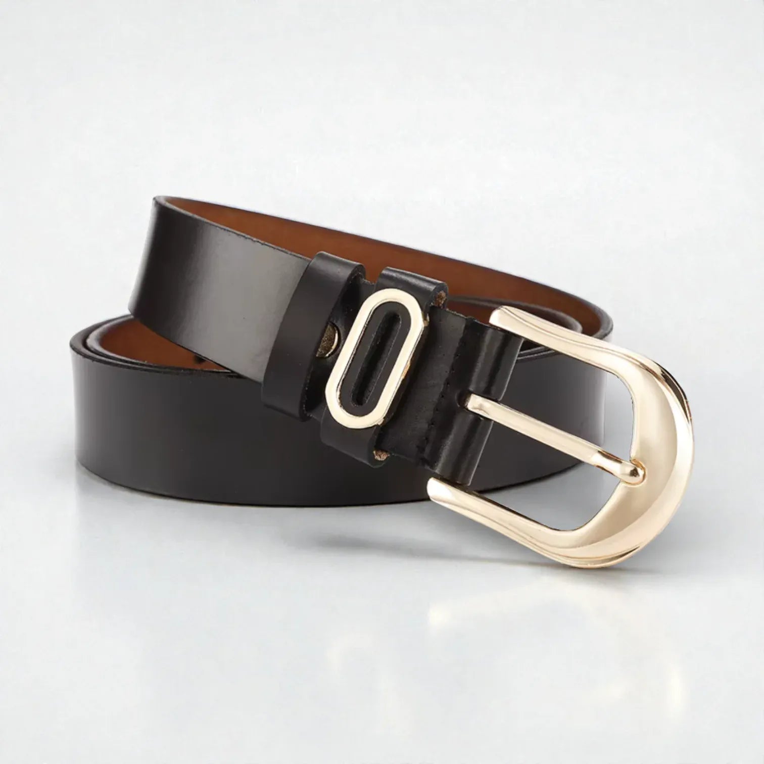 Ceinture pour femme en cuir au style sobre et contemporain