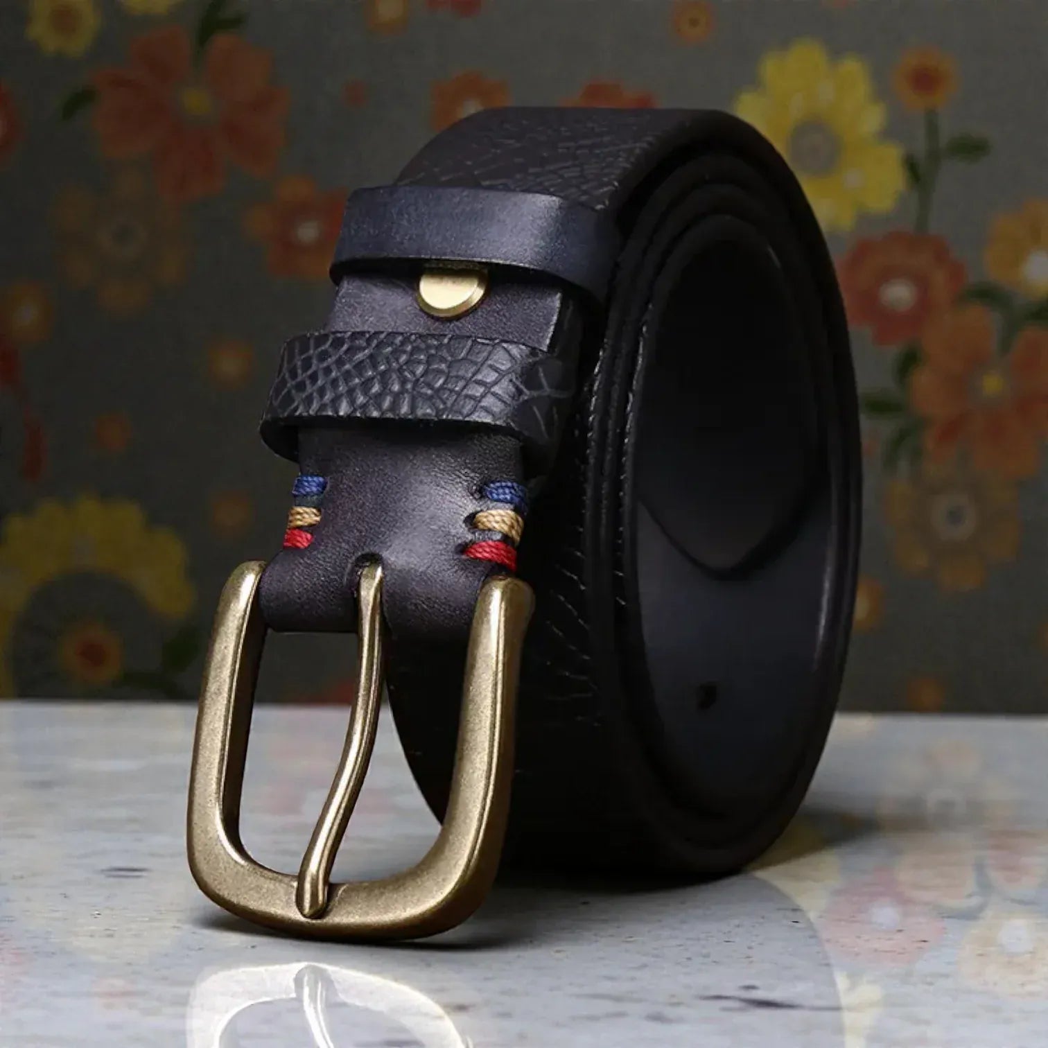 Ceinture en cuir texturé homme avec motif serpent