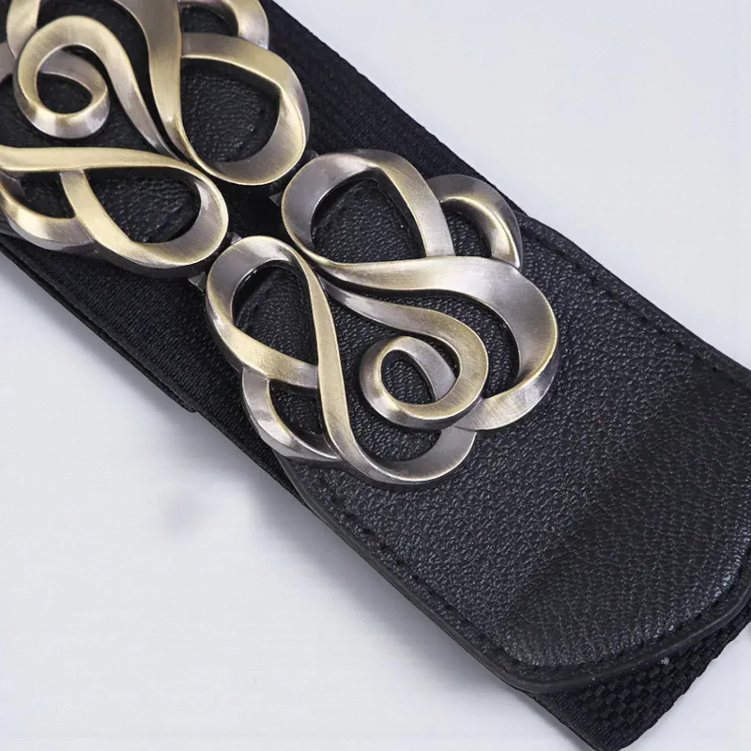 Ceinture élastique femme large pour tenue sophistiquée
