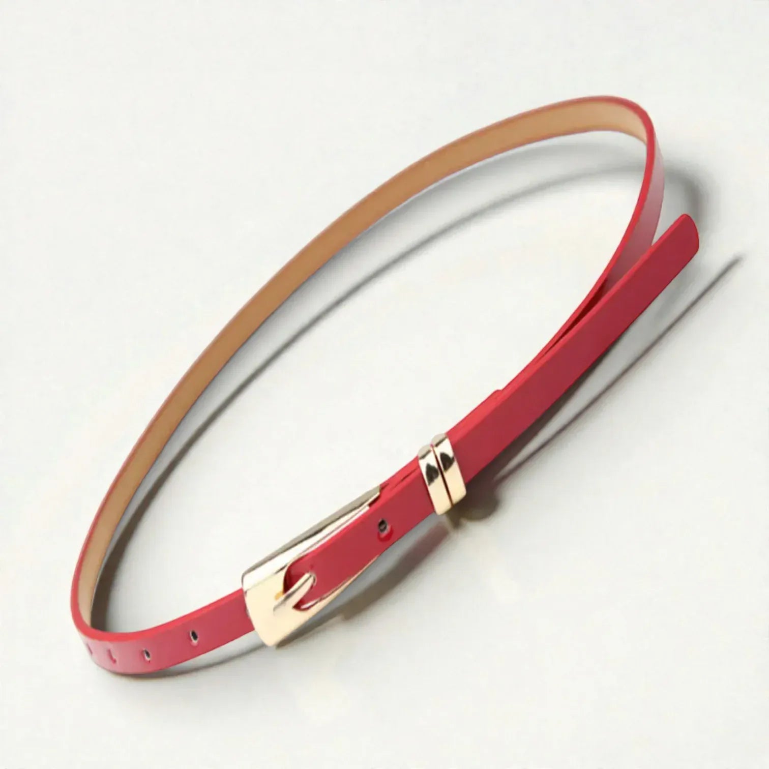 Ceinture fine femme en simili-cuir avec finition brillante