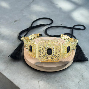 Ceinture pour femme en métal ajouré avec plaque géométrique