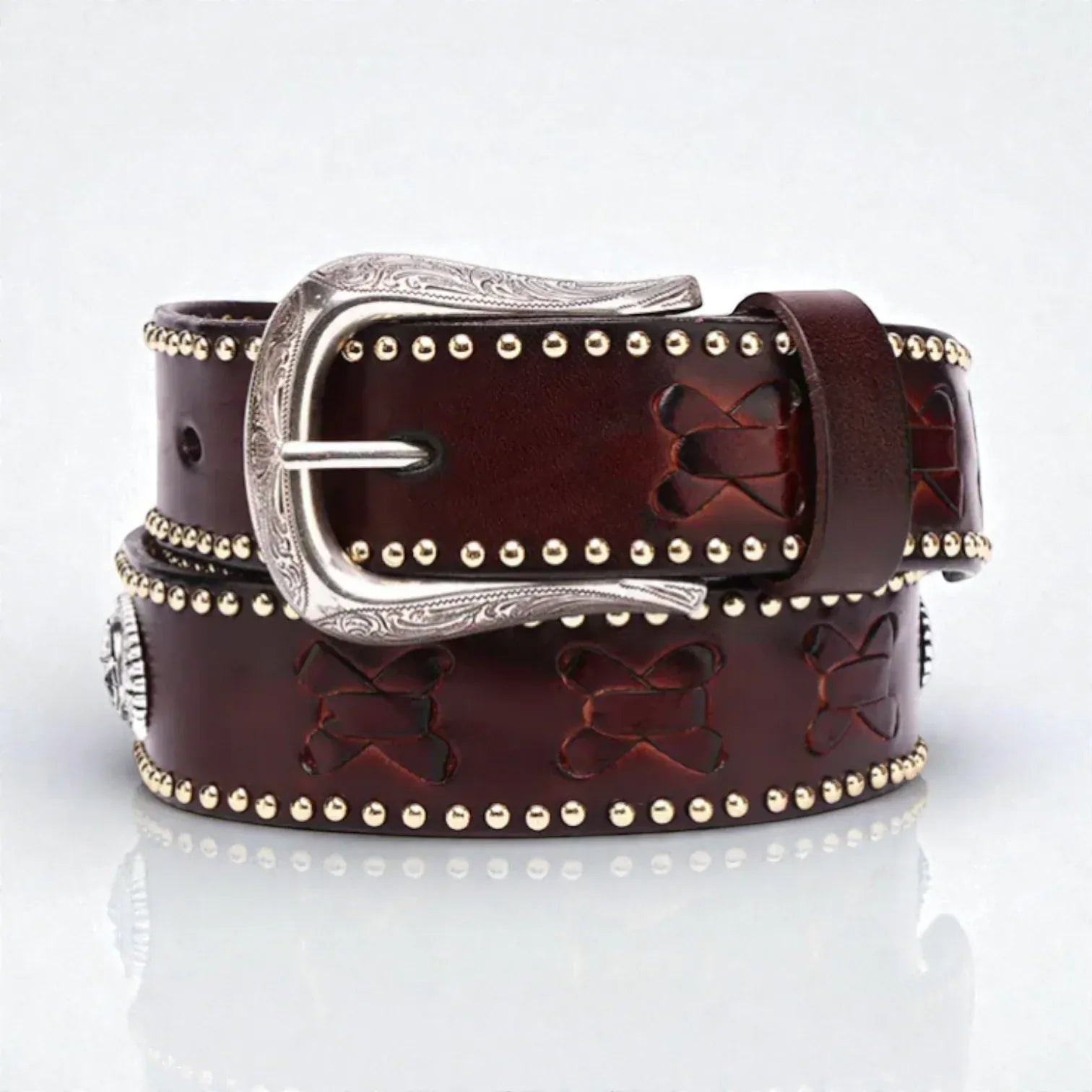 Ceinture western homme avec motifs embossés et cuir clouté