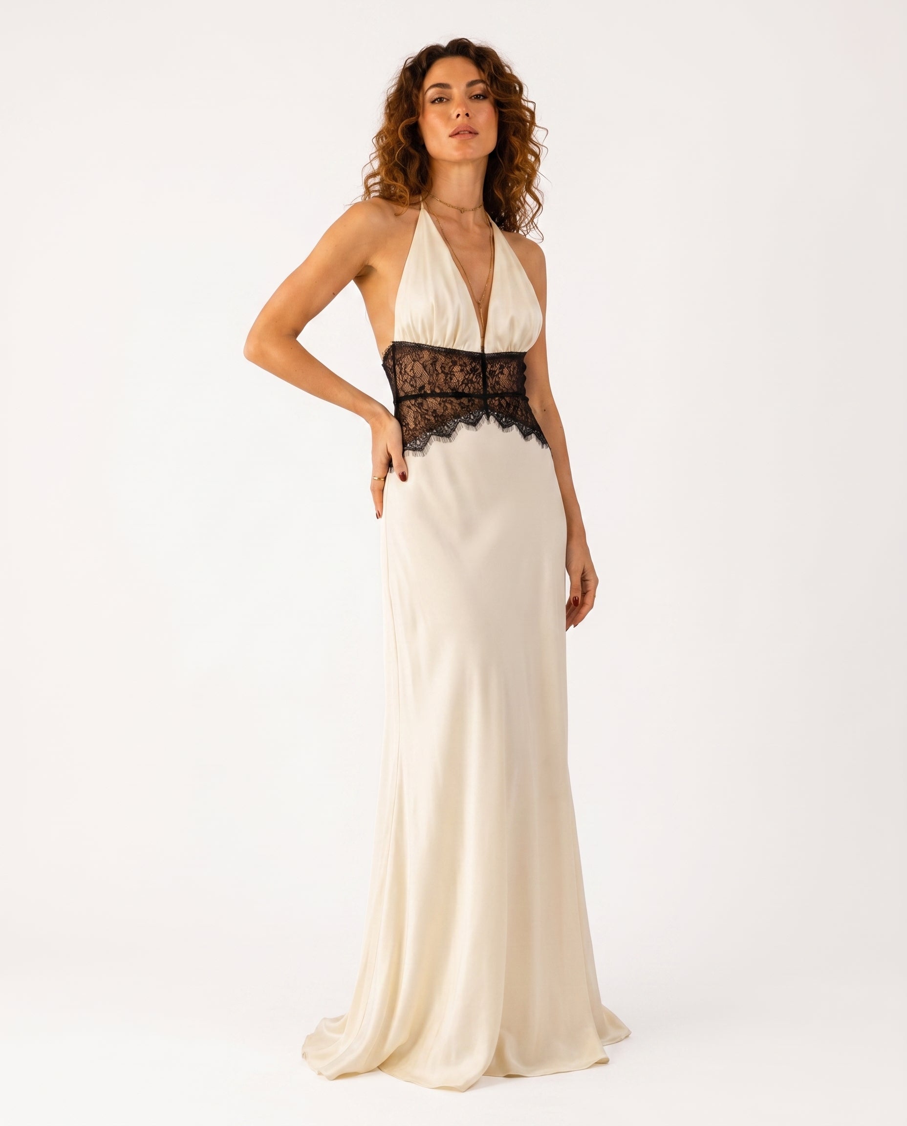 Robe dentelle licou - porté