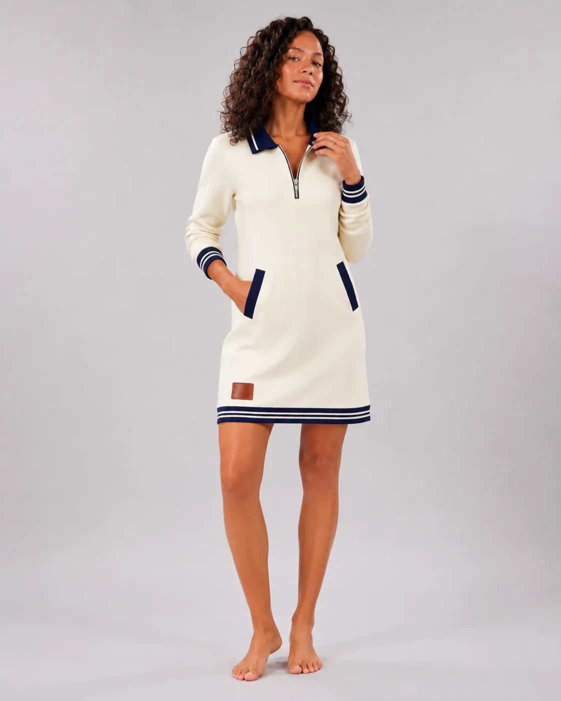 Robe à manches longues zippée à revers
