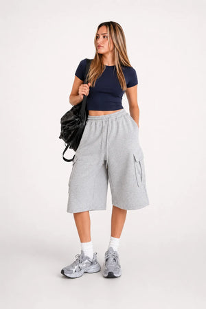 Short cargo ample