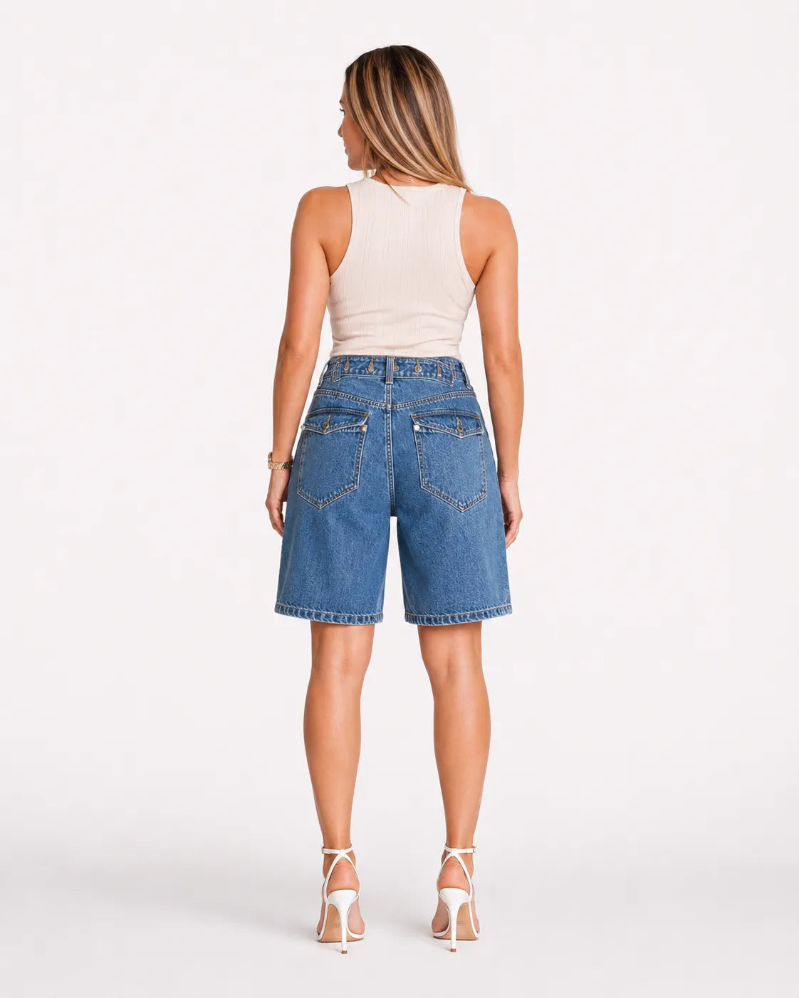 Short baggy denim